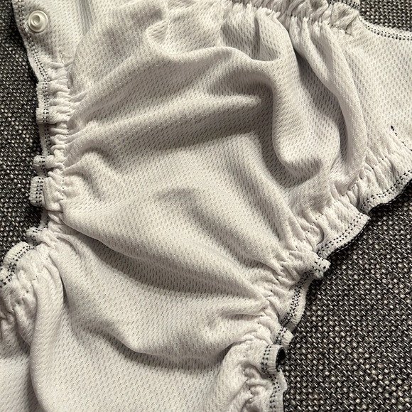 Apple Cheeks Size 1 Swim Diaper - Picture 5 of 5